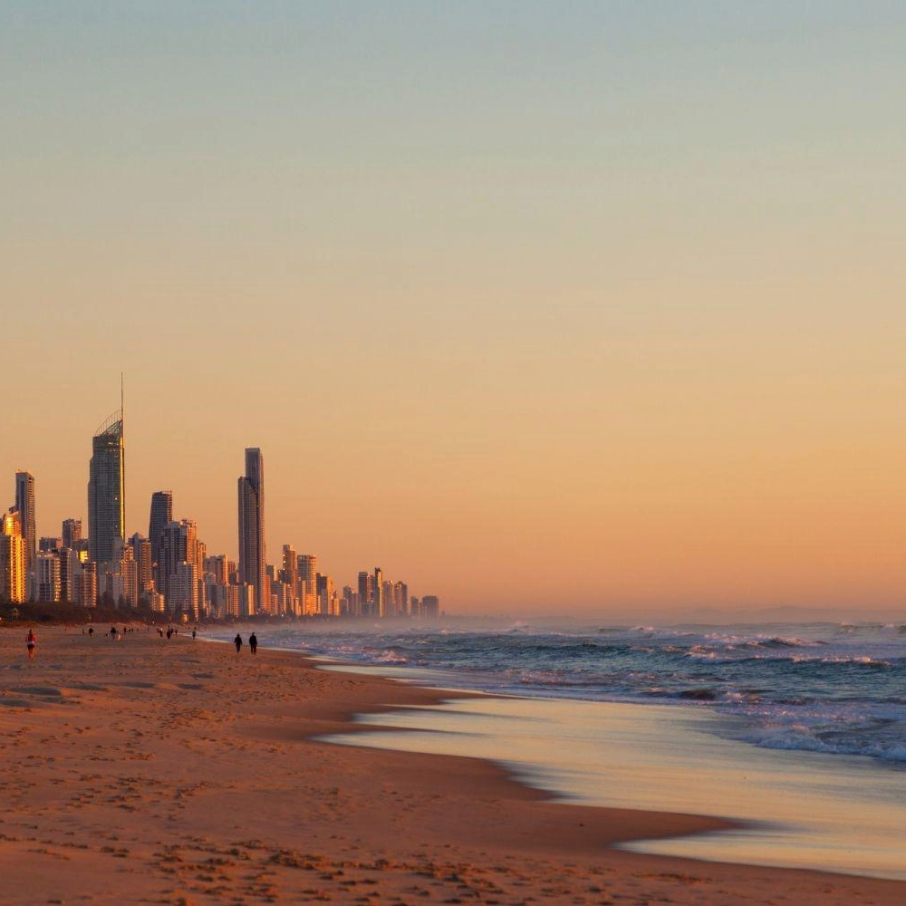 The Best Beaches on the Gold Coast: A Local's Picnic & Sunset Guide